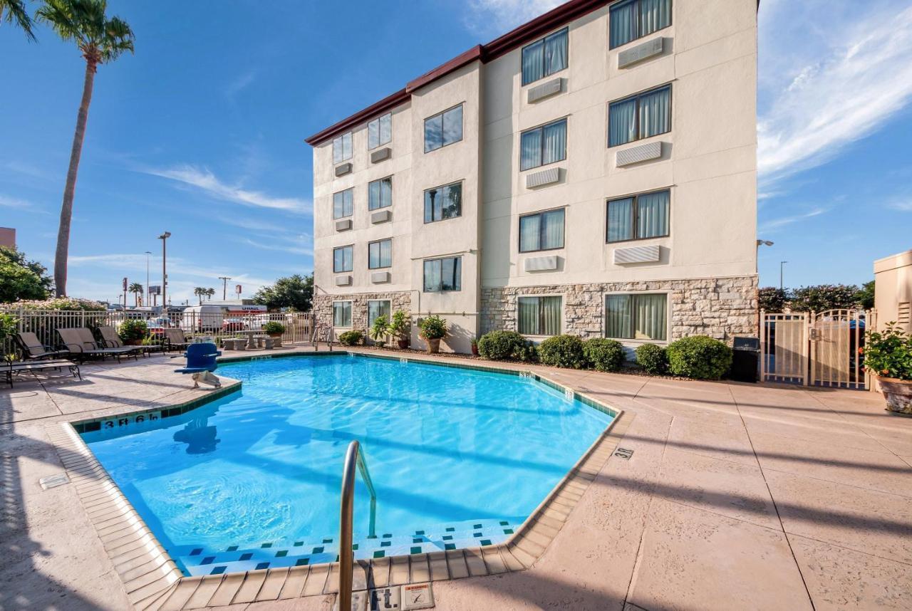 Red Roof Inn Λαρέντο Εξωτερικό φωτογραφία